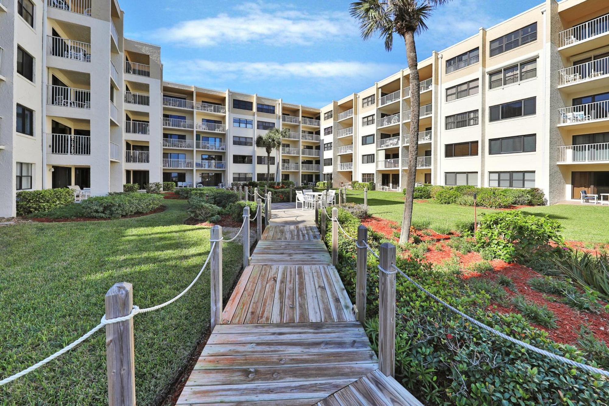 Castle Reef Condos Нью-Смирна-Бич Номер фото